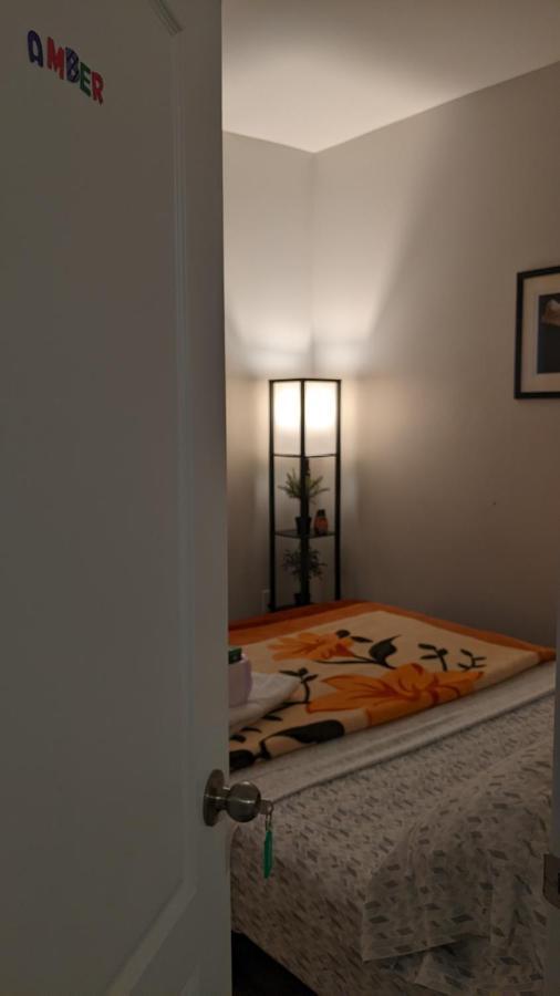 The Warm Welcome Suite Thorold Buitenkant foto